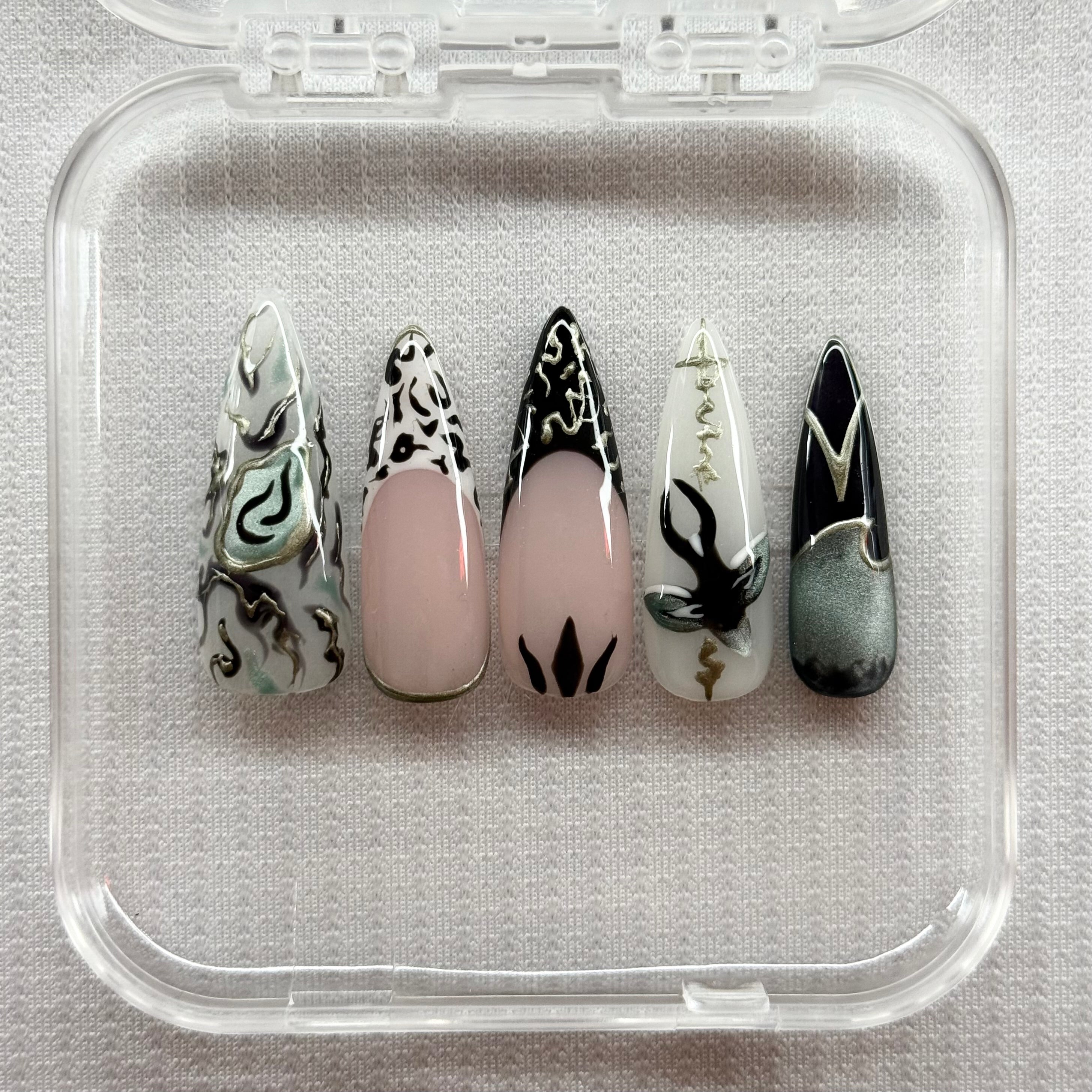 Selected Variant Image