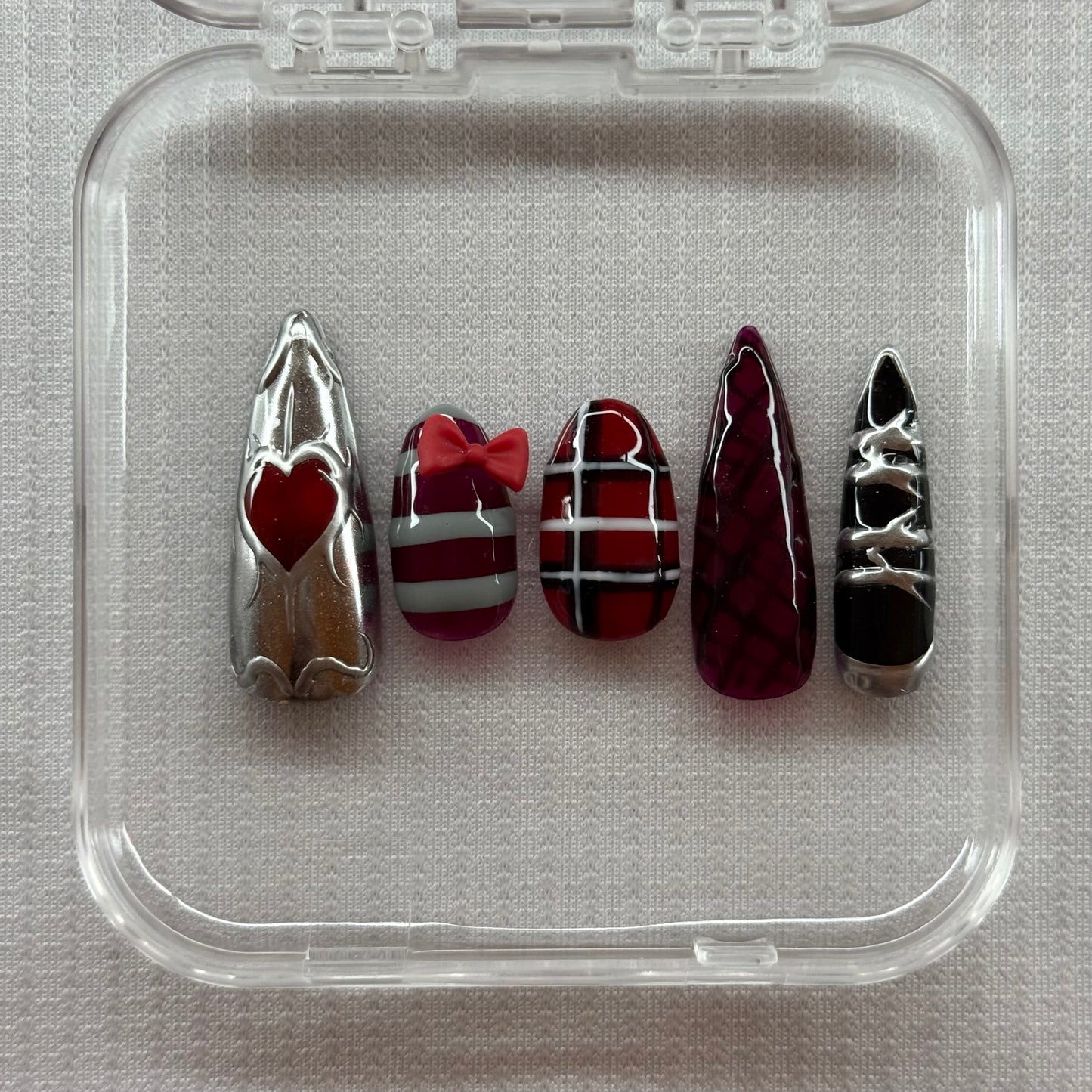 HEARTTHROB CAITLYN & HEARTACHE VI