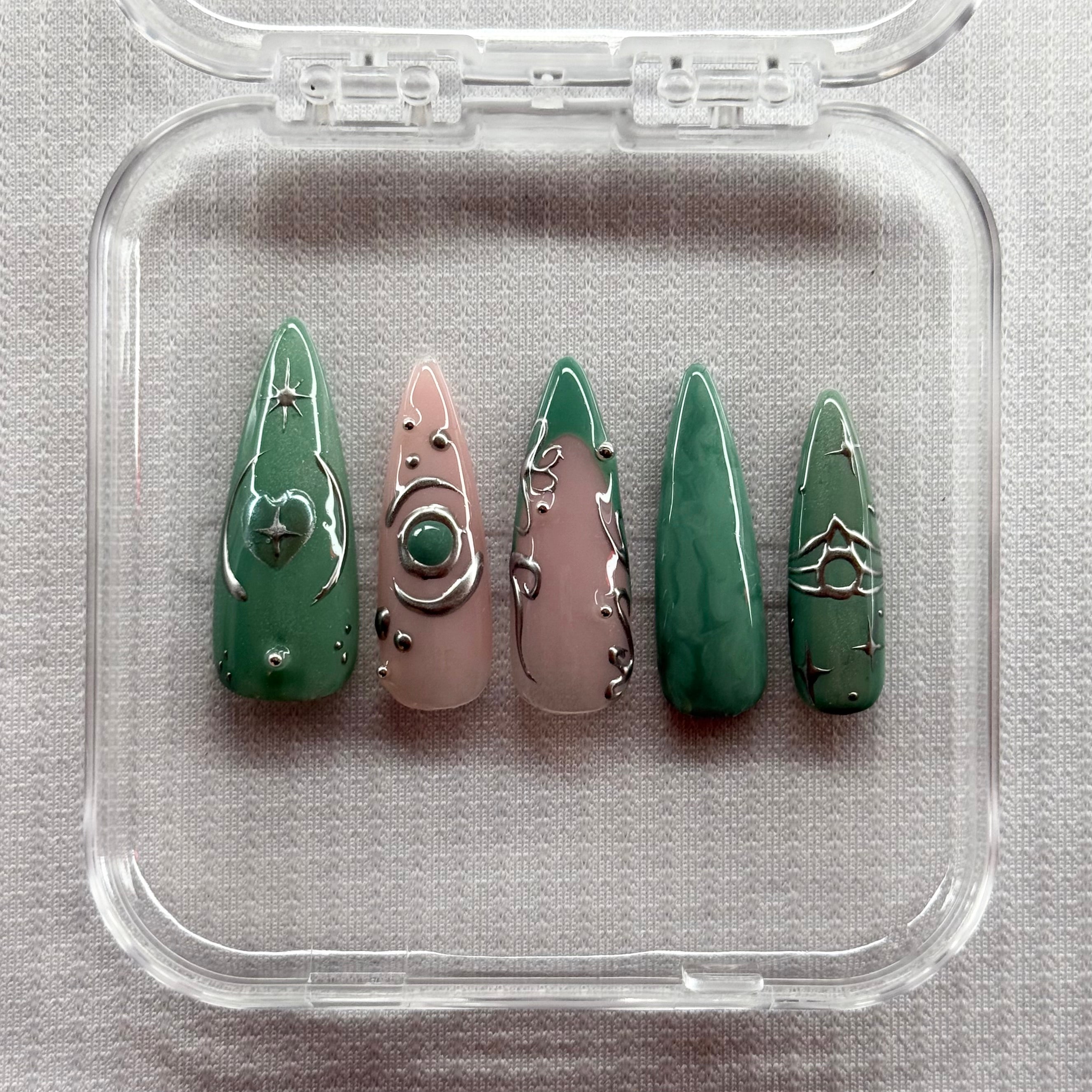 Selected Variant Image