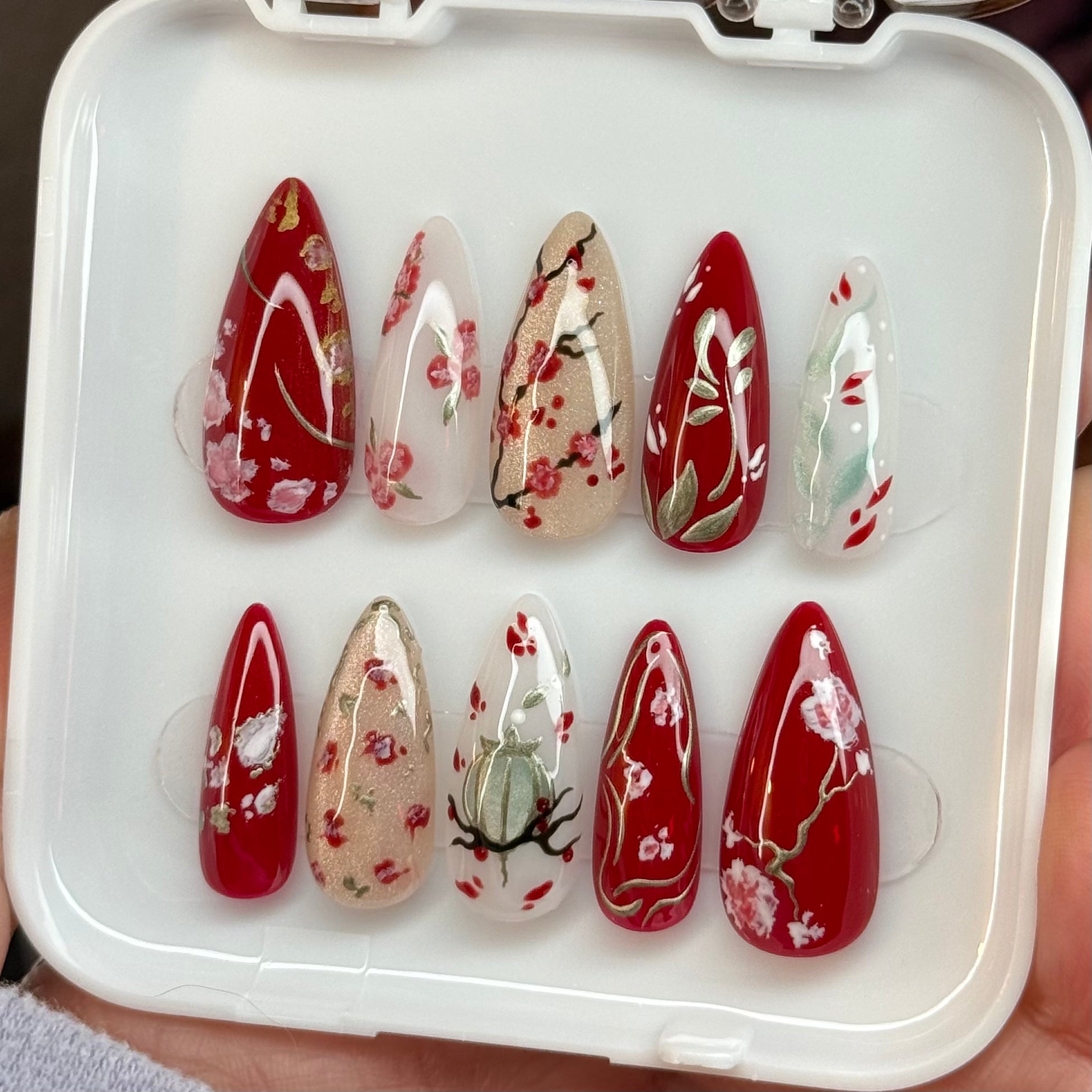 Selected Variant Image