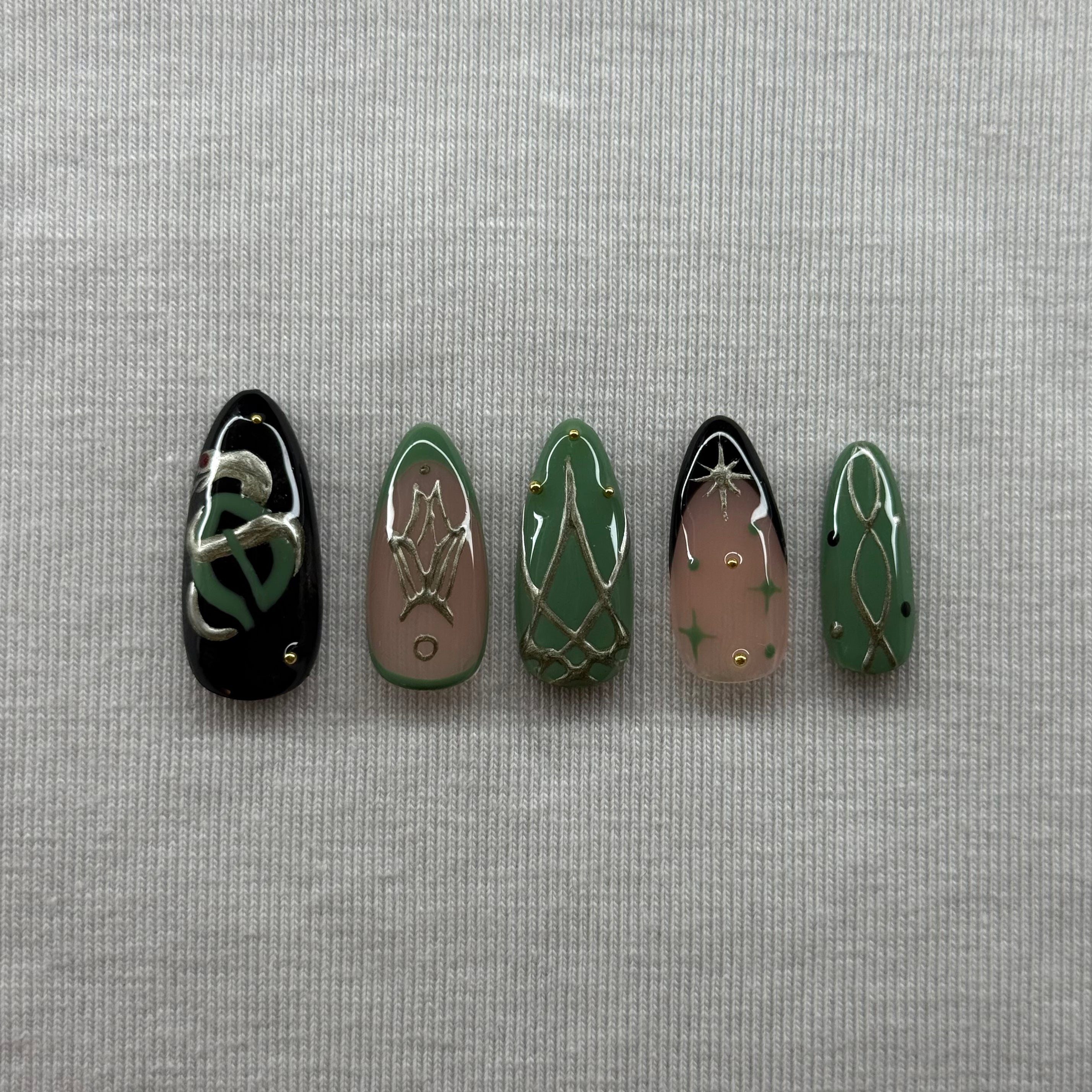 Fly Quest Handmade Press On Nails - League Of Legends